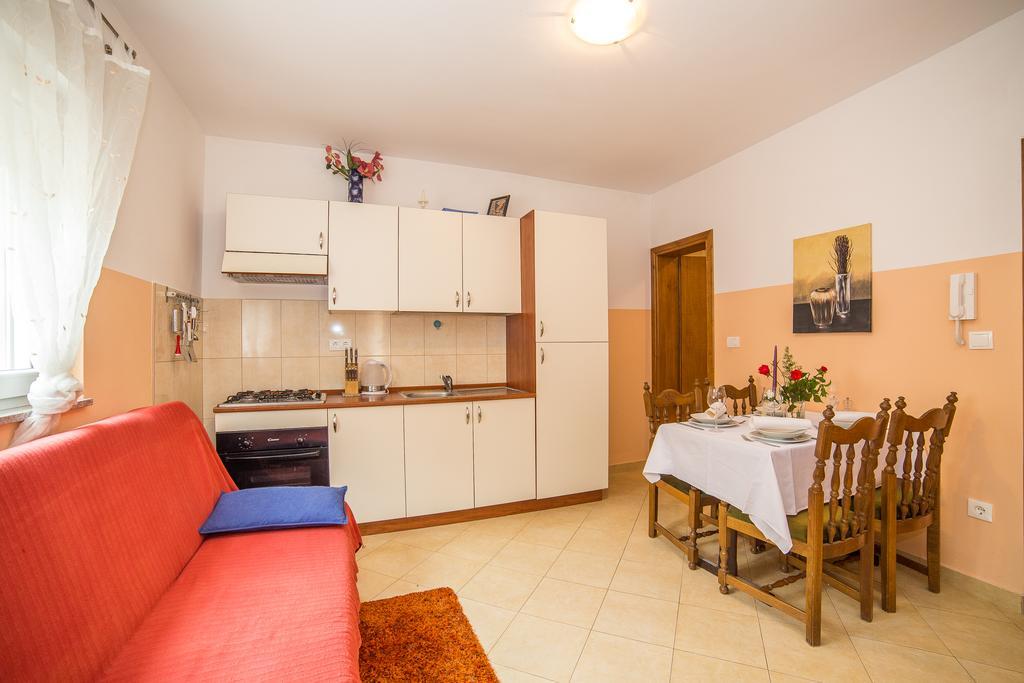 Apartments Saldun Трогир Экстерьер фото