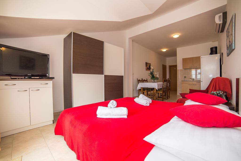 Apartments Saldun Трогир Экстерьер фото